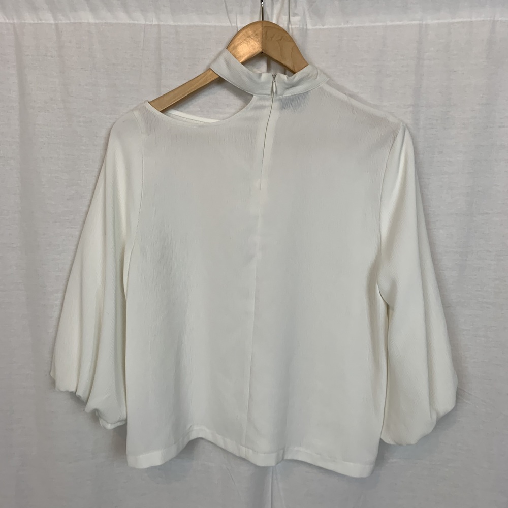 Topshop Women's Solid White Blouse Asymmetrical N… - image 3